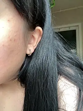 HazyWolf online show from October 2025 10:48:01 AM