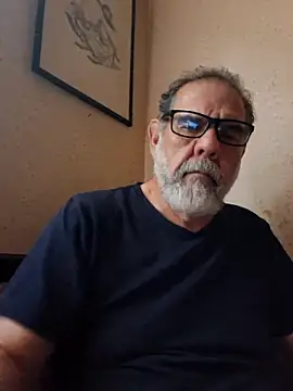 Snapshot of pena633 chatting on May 2026 12:16:01 AM pena633 online show from May 2026 12:16:01 AM