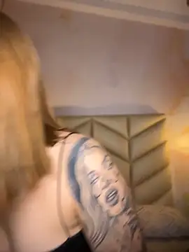 Beella1  online show from April 2026 11:49:01 AM