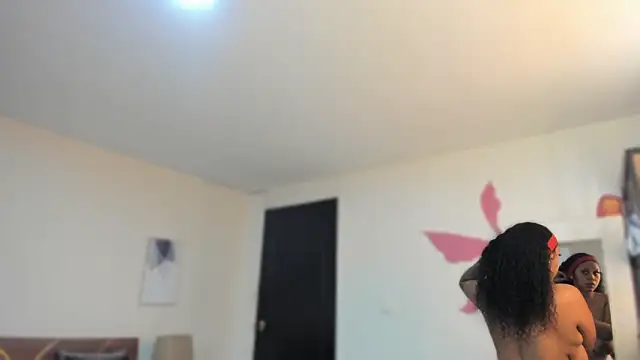 YariRose online show from March 2026 02:21:01 PM