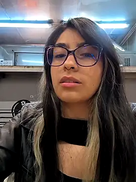 Antonella Gomez01 online show from October 2025 12:33:01 AM