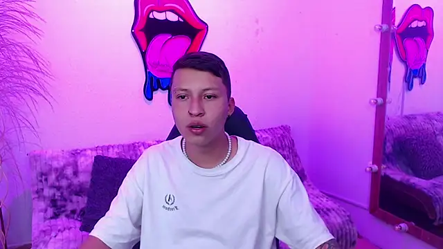 Martin West online show from October 2025 01:17:01 AM
