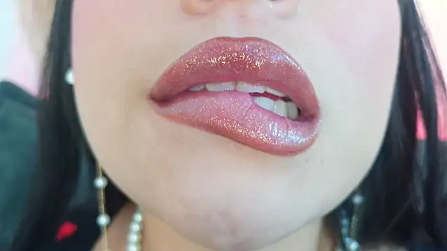 mia roux1 online show from March 2026 10:42:01 PM