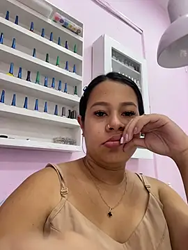 Snapshot of PaulaCruz01 chatting on February 2026 07:50:02 PM PaulaCruz01 online show from February 2026 07:50:02 PM