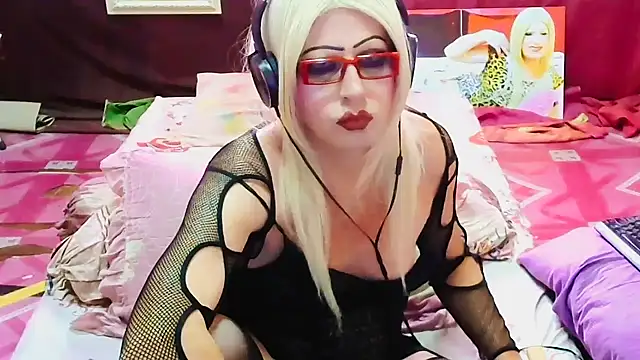 Snapshot of horni4luv chatting on April 2026 01:42:02 AM horni4luv online show from April 2026 01:42:02 AM