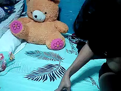 Snapshot of SmallluncutCock chatting on November 2025 05:57:01 AM SmallluncutCock online show from November 2025 05:57:01 AM