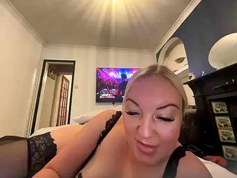 Snapshot of Jenna-LeeXX chatting on November 2025 10:25:01 AM Jenna-LeeXX online show from November 2025 10:25:01 AM