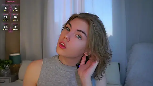 MelodyBaur online show from April 2026 12:27:01 PM