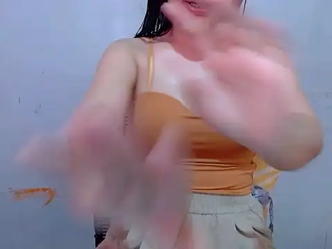 Snapshot of Skinny_Jean18xxx chatting on July 2026 12:35:02 AM Skinny Jean18xxx online show from July 2026 12:35:02 AM