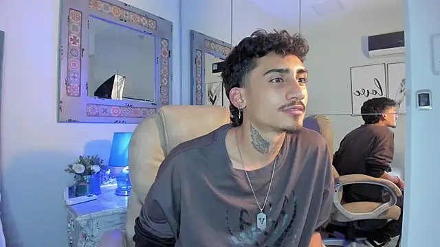 Mr Strike online show from December 2025 03:33:01 AM