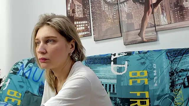 Tenderly Sophie online show from March 2026 01:24:01 AM