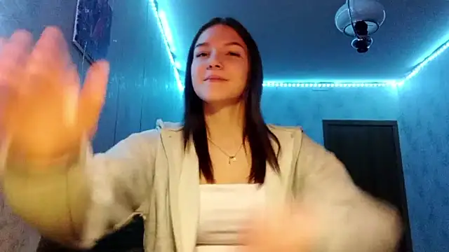 Beauty miIa online show from October 2025 04:55:01 PM