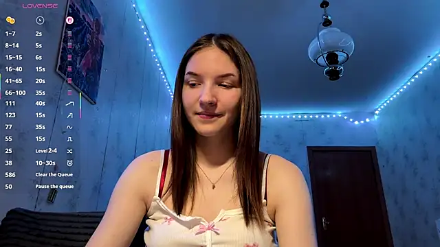 Beauty miIa online show from December 2025 04:44:01 PM