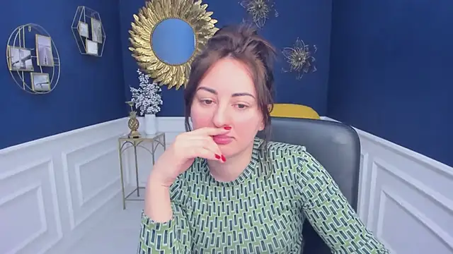 NoraSimons online show from March 2026 06:50:01 AM