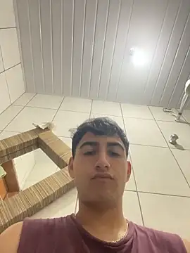 Snapshot of Gduende7 chatting on December 2025 05:46:01 AM Gduende7 online show from December 2025 05:46:01 AM