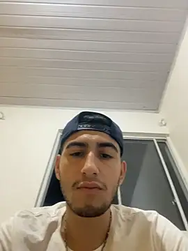 Snapshot of Gduende7 chatting on February 2026 11:54:01 PM Gduende7 online show from February 2026 11:54:01 PM