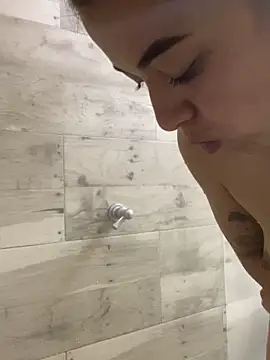 Evelinmiller97 online show from November 2025 09:48:02 PM