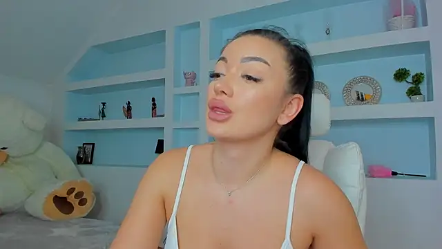 juliexxx online show from November 2025 06:17:01 PM