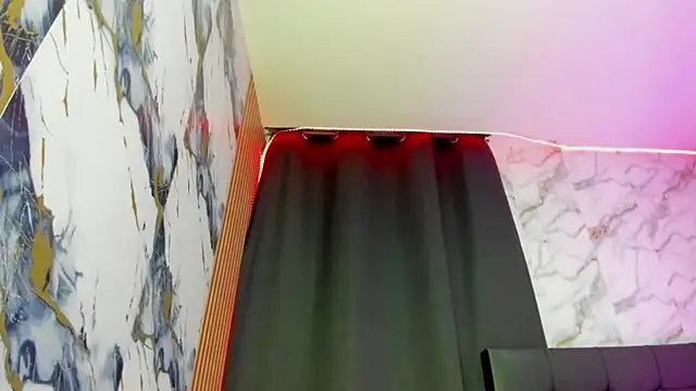 Scarlet DLuce online show from March 2026 09:02:01 AM