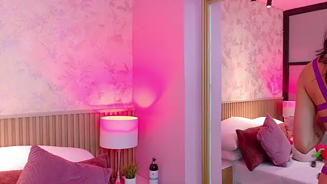 AdelineJhones online show from March 2026 02:54:02 PM