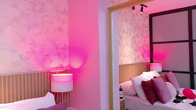 AdelineJhones online show from March 2026 02:21:01 PM