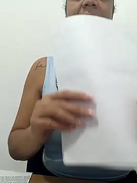 Bruninhadeusa online show from April 2026 11:44:02 AM