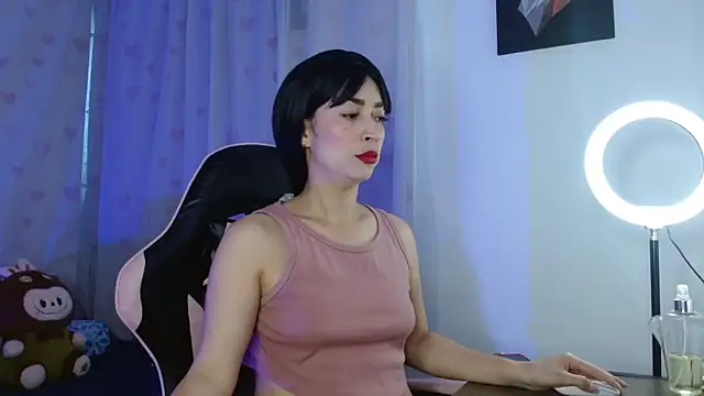 Snapshot of antonella_ed chatting on May 2026 06:05:01 PM antonella ed online show from May 2026 06:05:01 PM