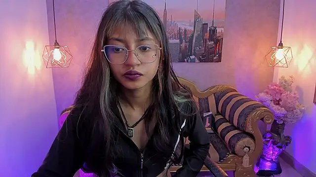 Snapshot of Noa_clk chatting on November 2025 03:40:02 AM Noa clk online show from November 2025 03:40:02 AM