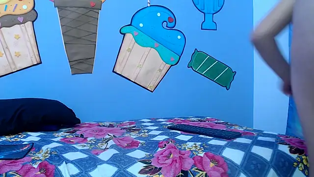 katty18love18 online show from December 2025 01:22:01 AM