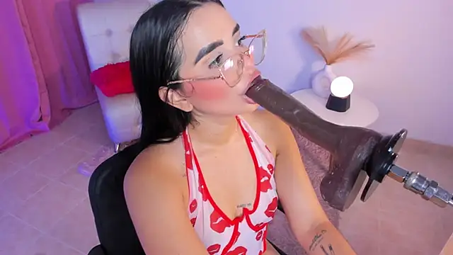 laana foxx online show from October 2025 03:21:02 AM