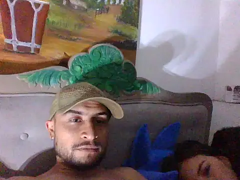 Snapshot of Alejos2025 chatting on October 2025 09:35:02 PM Alejos2025 online show from October 2025 09:35:02 PM