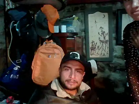 Snapshot of Alejos2025 chatting on October 2025 07:08:01 PM Alejos2025 online show from October 2025 07:08:01 PM