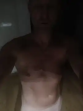 Marco06380 online show from October 2025 09:30:01 PM