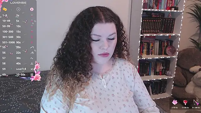 Snapshot of GwenSummers chatting on April 2026 12:46:02 PM GwenSummers online show from April 2026 12:46:02 PM