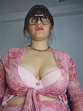 Snapshot of Kitty_Kalifa chatting on June 2026 03:19:02 AM Kitty Kalifa online show from June 2026 03:19:02 AM