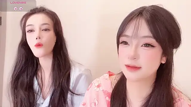 Snapshot of Follyise chatting on June 2026 08:53:01 AM Follyise online show from June 2026 08:53:01 AM