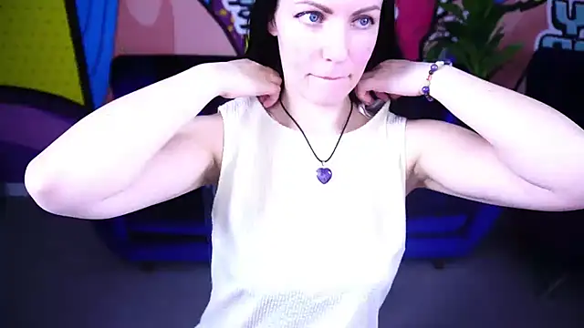 SofieMoons online show from November 2025 01:39:02 PM