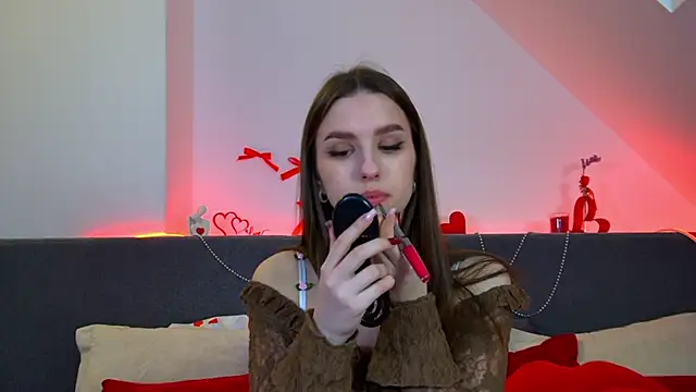 Snapshot of AliceAtkins chatting on April 2026 06:20:01 AM AliceAtkins online show from April 2026 06:20:01 AM