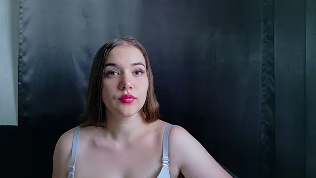 Snapshot of Biancka_ chatting on June 2026 05:28:02 AM Biancka online show from June 2026 05:28:02 AM