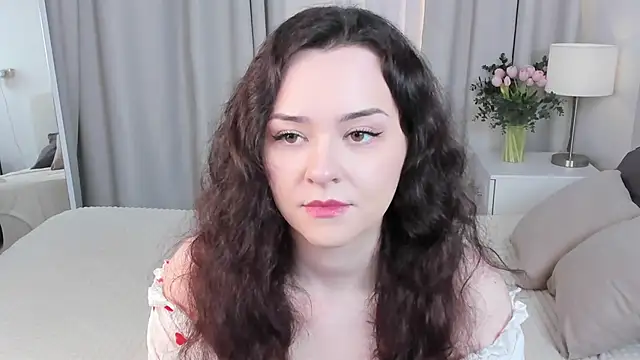 Camilla Rowen online show from December 2025 08:39:01 PM