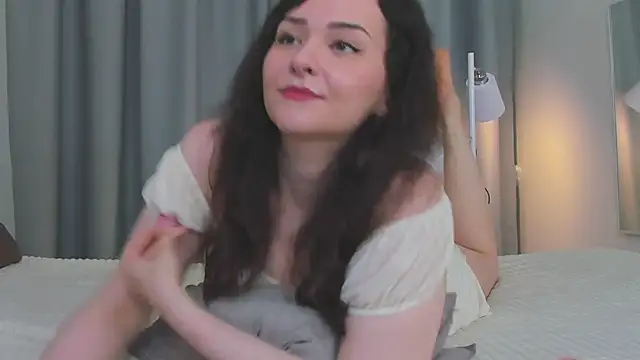 Snapshot of Camilla_Rowen chatting on May 2026 09:00:01 PM Camilla Rowen online show from May 2026 09:00:01 PM
