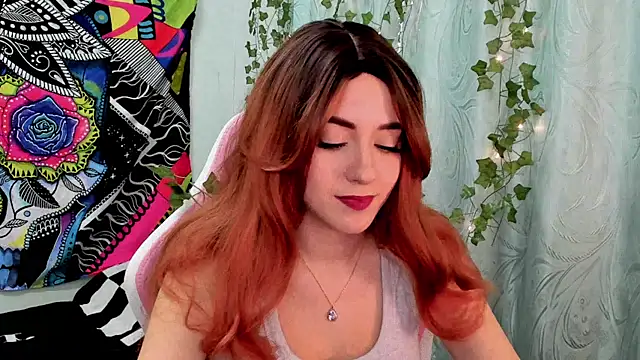 Snapshot of Phantomix chatting on November 2025 01:13:02 PM Phantomix online show from November 2025 01:13:02 PM