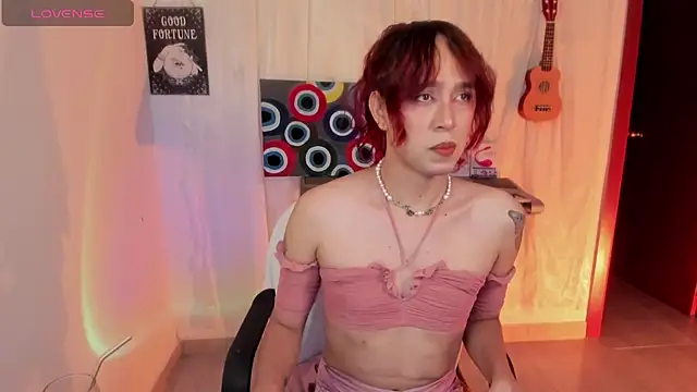 AdelineEsposito online show from May 2026 08:33:02 AM