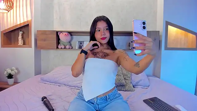 sophie duval online show from March 2026 10:07:01 PM