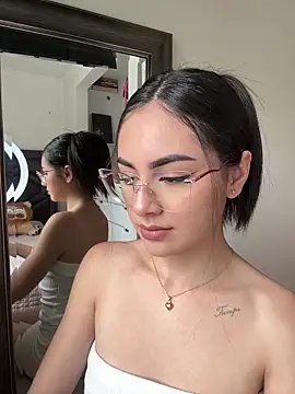 IslaCole online show from January 2026 07:06:02 PM