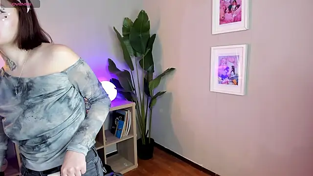 Snapshot of lexirouge__ chatting on October 2025 12:39:02 PM lexirouge   online show from October 2025 12:39:02 PM