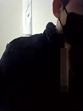 Snapshot of yanonam chatting on October 2025 06:46:02 PM yanonam online show from October 2025 06:46:02 PM