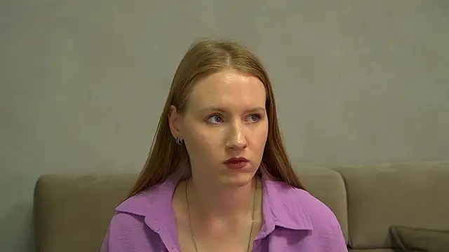 Snapshot of NellieGreene chatting on October 2025 01:54:02 PM NellieGreene online show from October 2025 01:54:02 PM