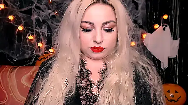 Snapshot of Renee_Cherry chatting on November 2025 02:02:02 AM Renee Cherry online show from November 2025 02:02:02 AM