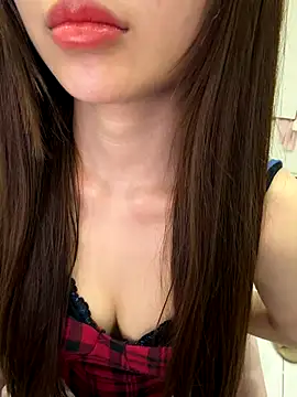 Snapshot of __Lilybae__ chatting on October 2025 02:49:01 PM Lilybae online show from October 2025 02:49:01 PM